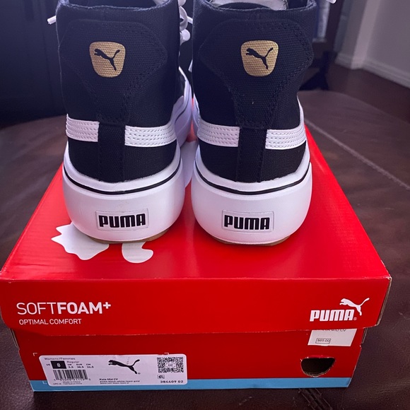 Puma - Picture 4 of 4